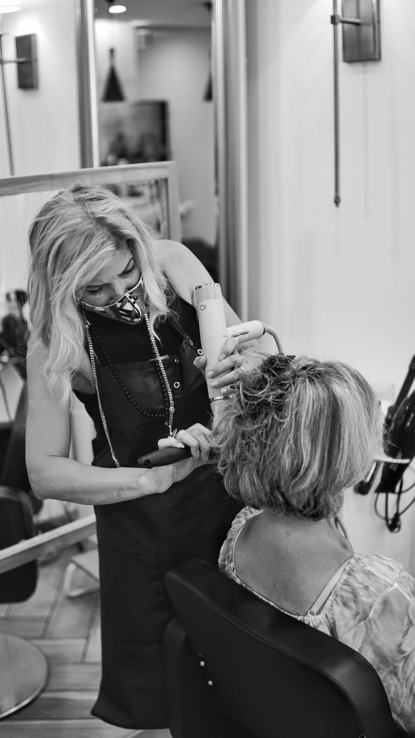 nelly-blow-dry-closeup