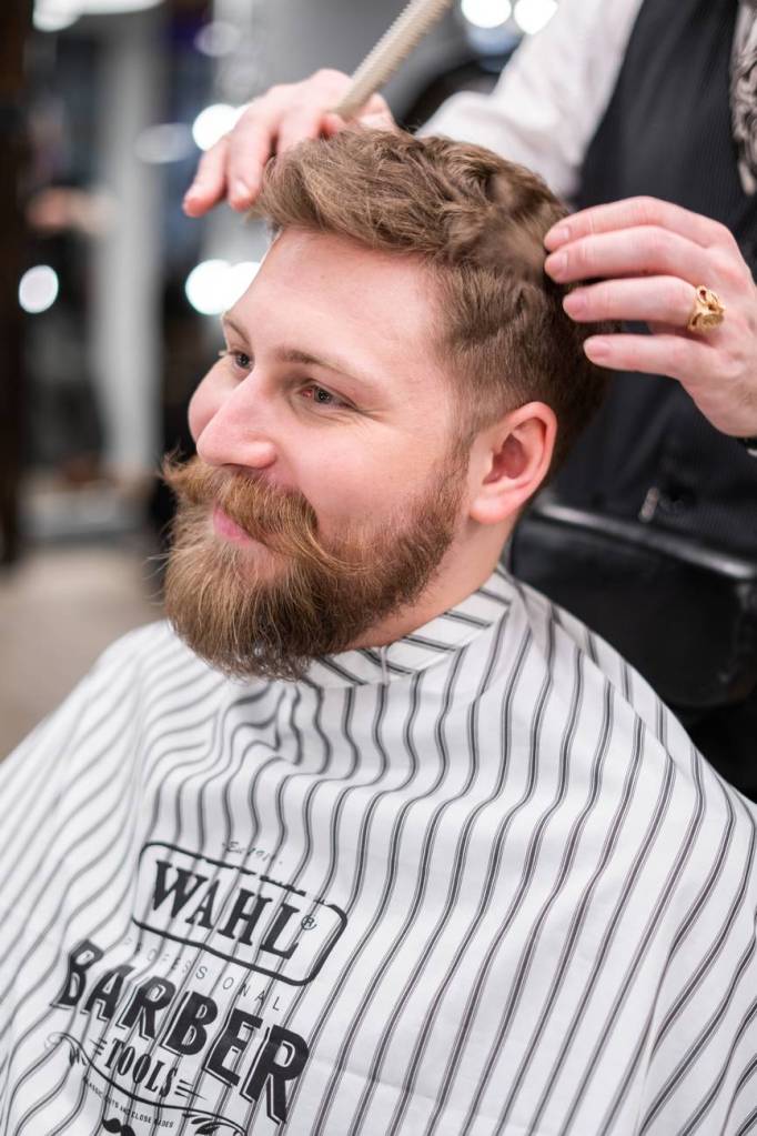 Men's Hair cut and trim 2020