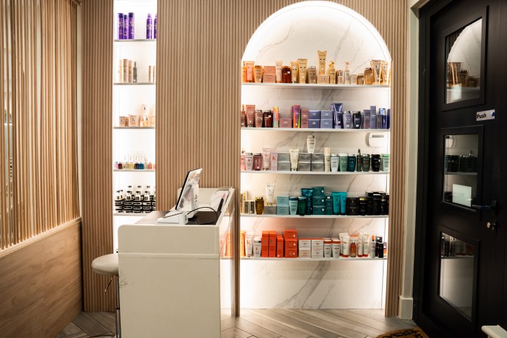 La Rouge front Entrance